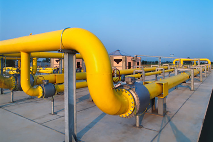 yellow gas pipe