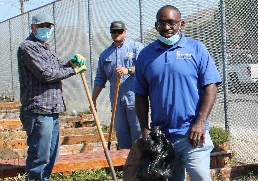 soCalGas Employees cleaning Garden at Hawthorne School